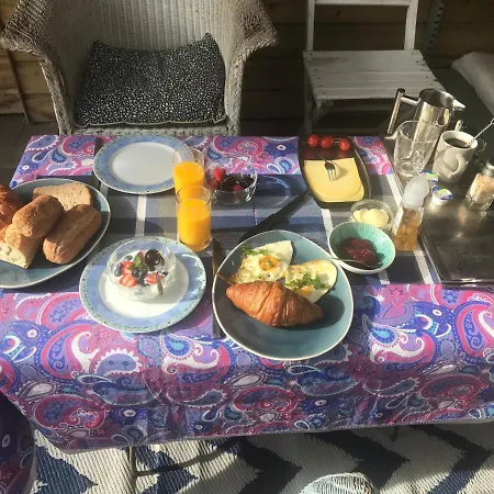 Bij De Zee Centre Of 10 Min From Beaches