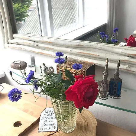 Habitación en casa particular Bij De Zee Centre Of 10 Min From Beaches *