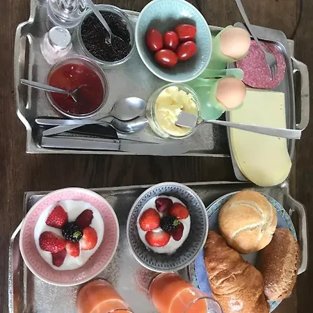 Bij De Zee Centre Of 10 Min From Beaches Habitación en casa particular Julianadorp